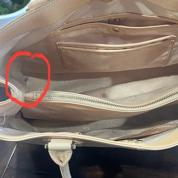 Tory Burch Robinson Tote Nude Bag - Picture 16 of 16